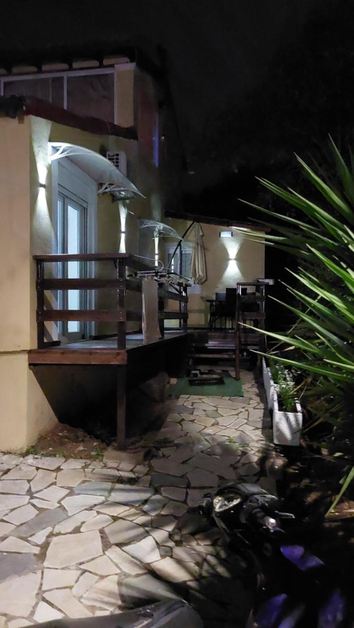 Thanos Guesthouse Corfu Ájoi Déka Kültér fotó